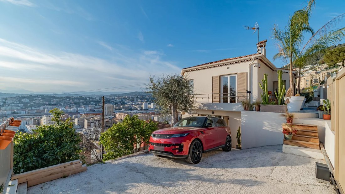 House in Nice, Provence-Alpes-Côte d'Azur, France 2 - 17428807