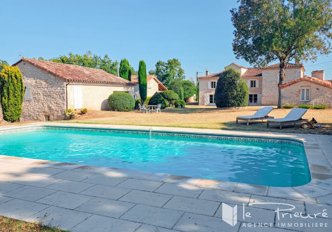 Villa in Taix, Occitania, France 5 - 17439005
