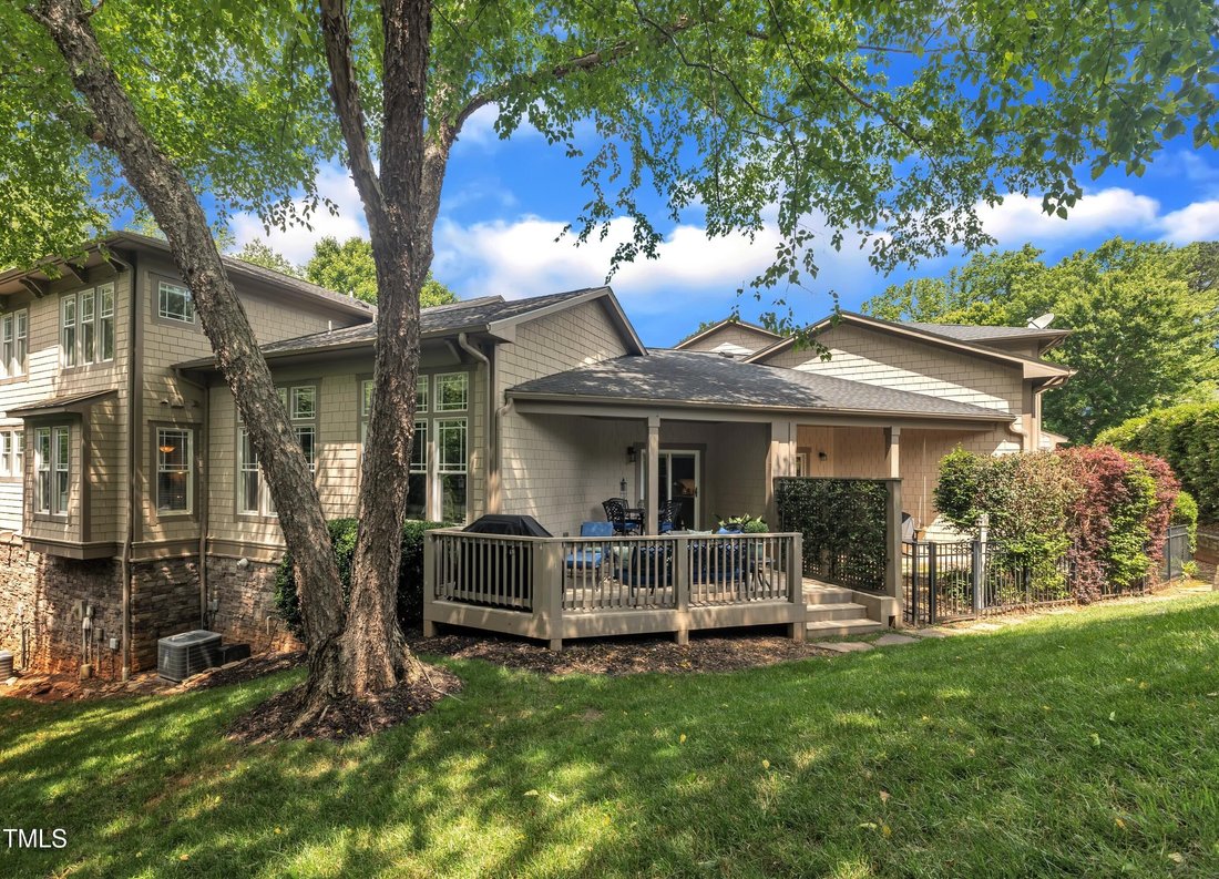 Townhouse in Raleigh, North Carolina, United States 2 - 17438237
