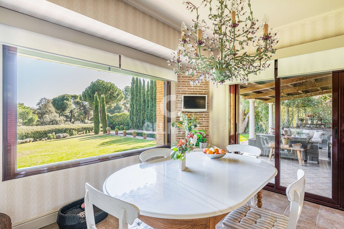 Villa in Majadahonda, Comunidad de Madrid, Spain 4 - 17435967