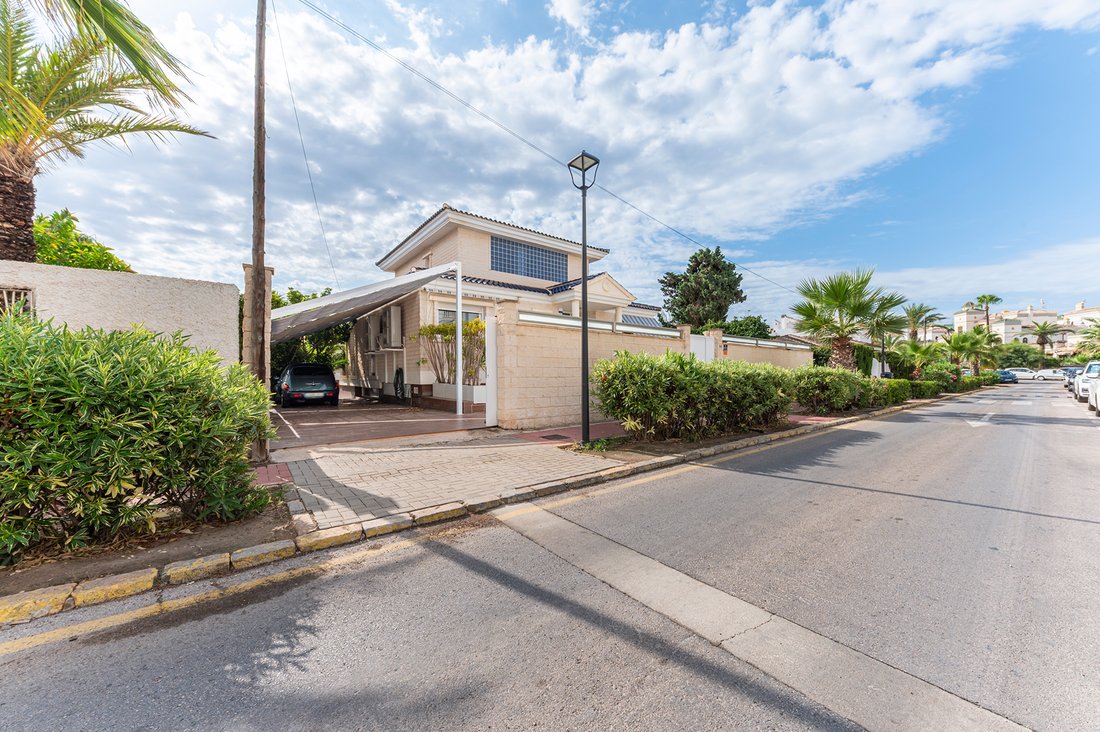 House in Torrevieja, Valencian Community, Spain 5 - 16083459