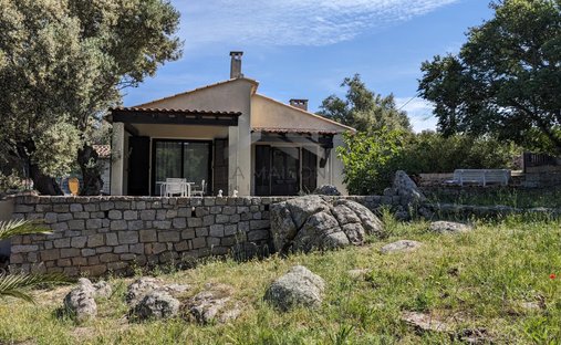 Casa en Sotta, Córcega, Francia 1