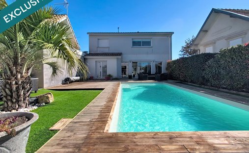 House in France-L'Alouette-Jean Bart, Pessac, France 1