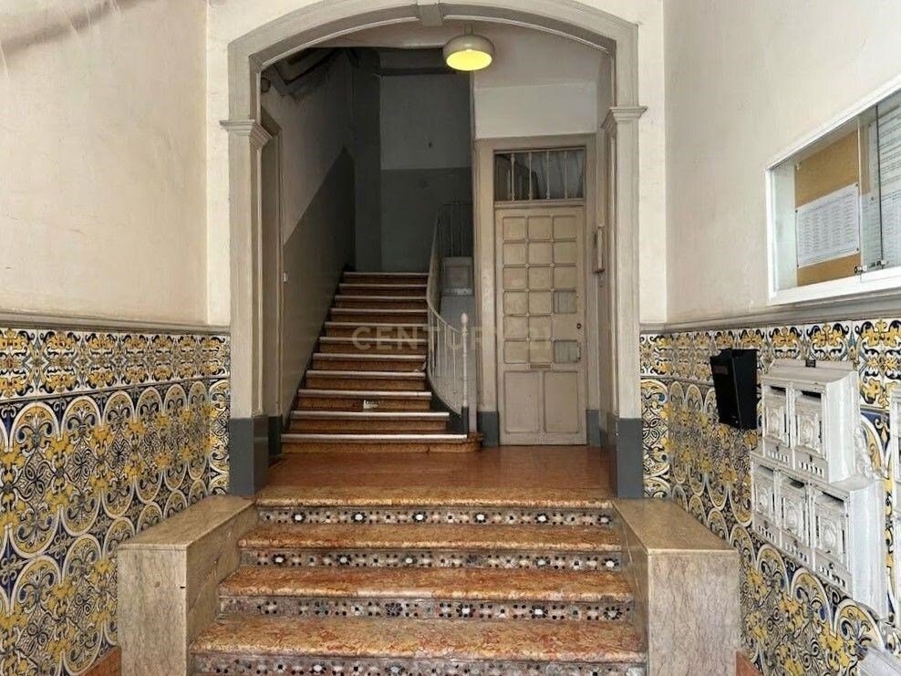 Apartment in Penha de Franca, Lisbon, Portugal 2 - 17438949