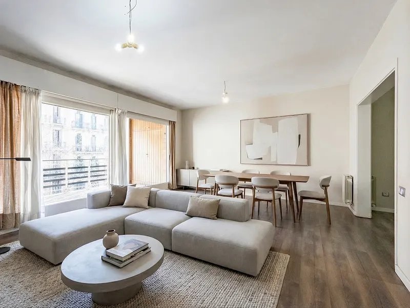 Apartment in Eixample, Barcelona, Spain 1 - 17438781