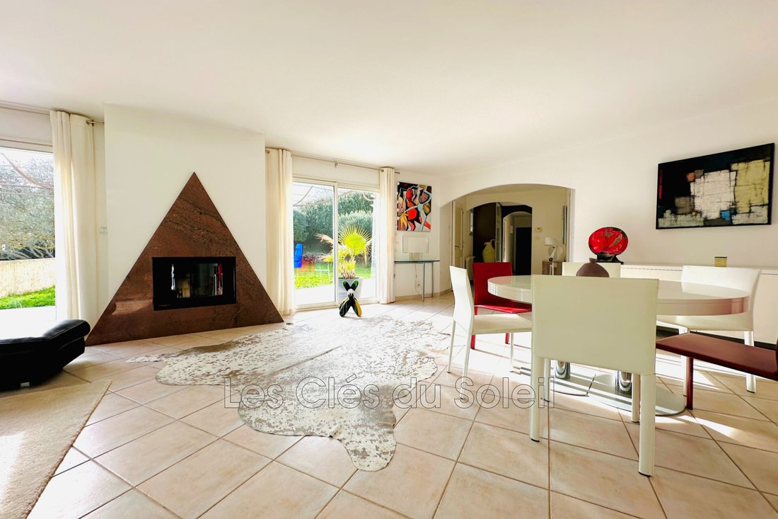 Villa in Garéoult, Provence-Alpes-Côte d'Azur, France 4 - 17436059