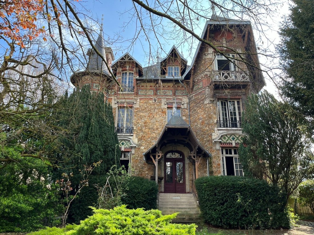 House in Meaux, Ile-de-France, France 1 - 17438397