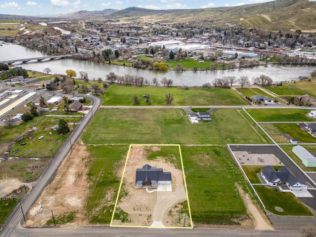 House in Prosser, Washington, United States 2 - 17437334