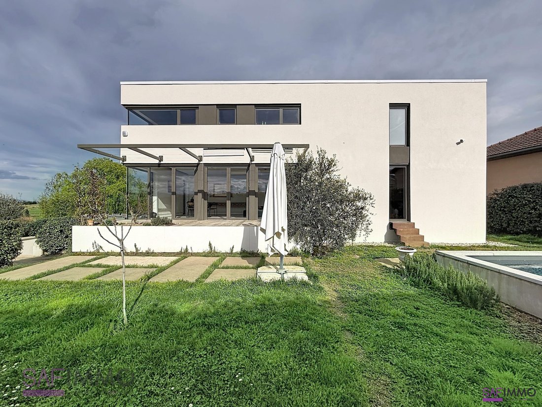 Villa in Chaponost, Auvergne-Rhône-Alpes, France 3 - 17439921