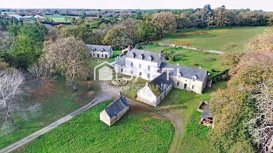 House in Saint-Jean-la-Poterie, Brittany, France 1 - 16603197