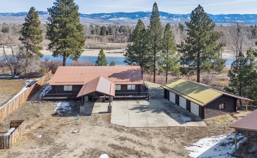 House in Victor, Montana, United States 1