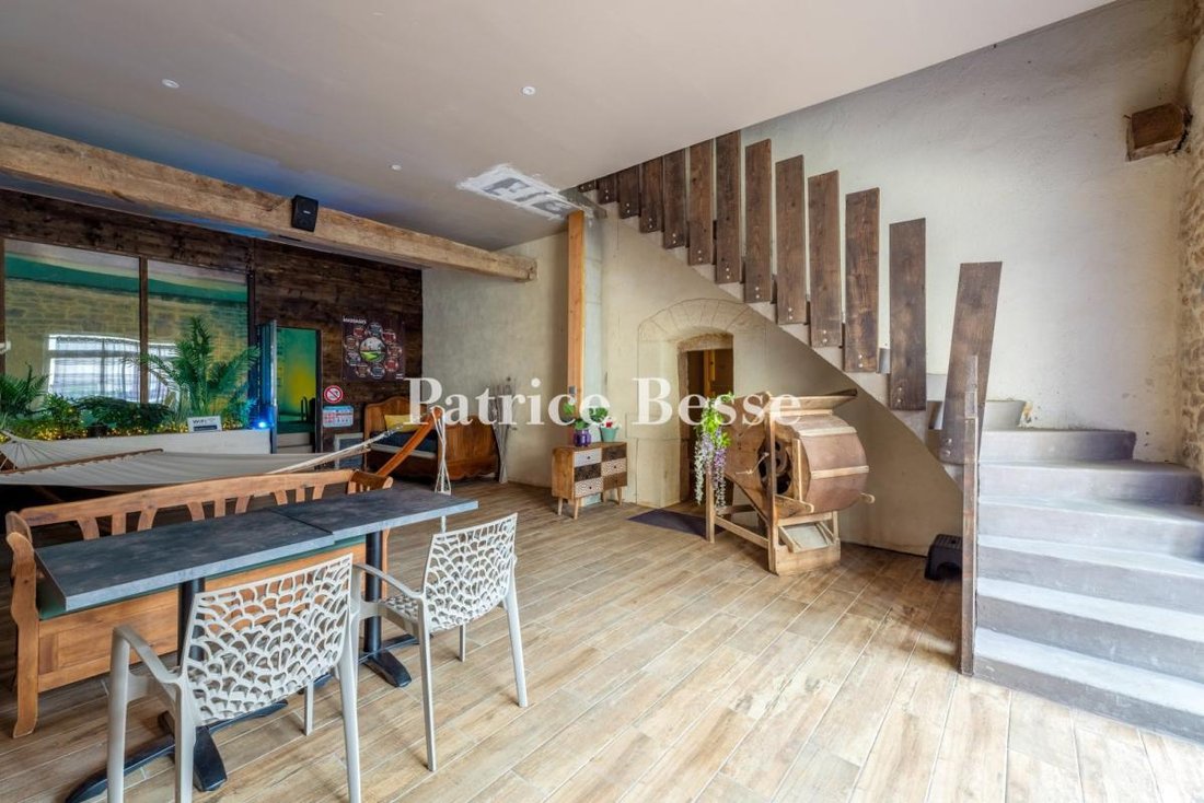 Farm Ranch in Saint-Amour, Bourgogne – Franche-Comté, France 3 - 17438671