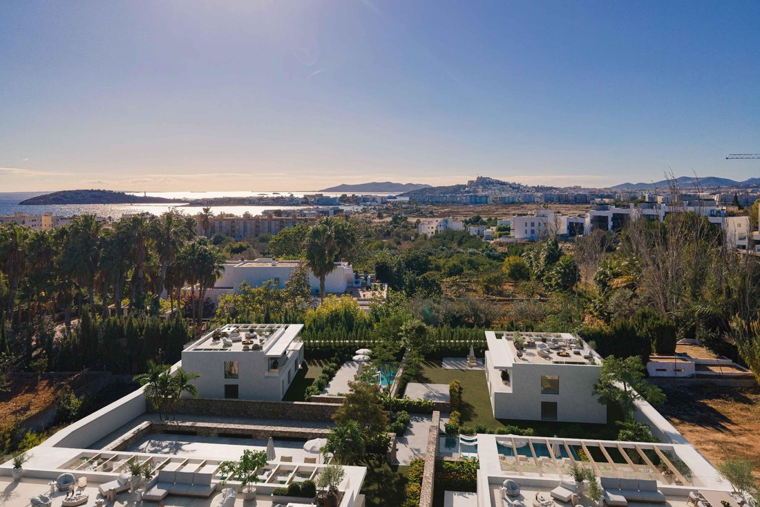 House in Santa Eularia des Riu, Balearic Islands, Spain 4 - 13627086