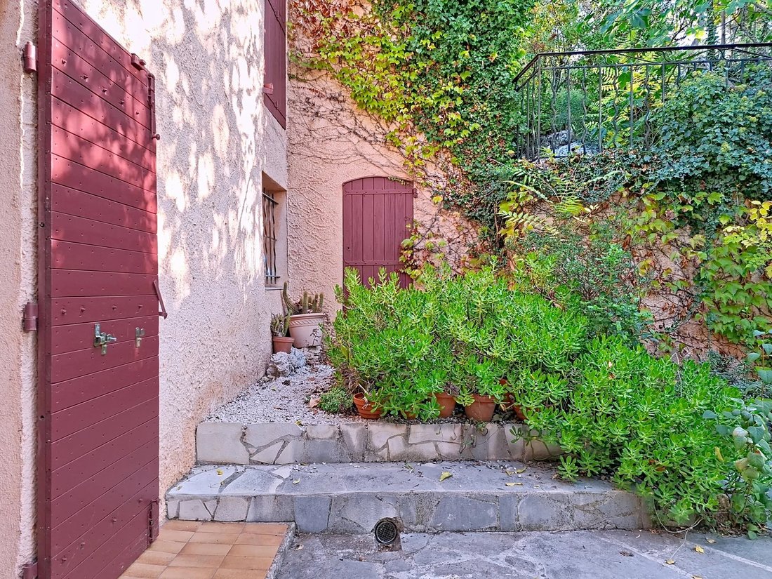House in Beaurecueil, Provence-Alpes-Côte d'Azur, France 2 - 17103842