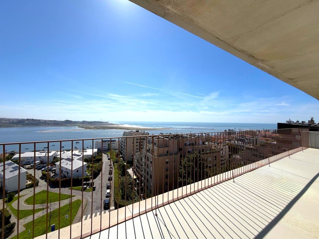 Apartment in Lordelo do Ouro e Massarelos, Porto District, Portugal 2 - 17437999