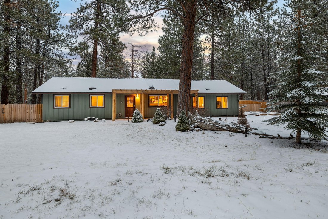 House in Sisters, Oregon, United States 3 - 17438003
