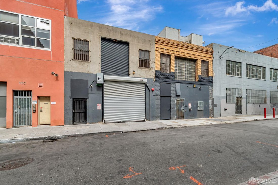 San Francisco, California, United States 5 - 17437638
