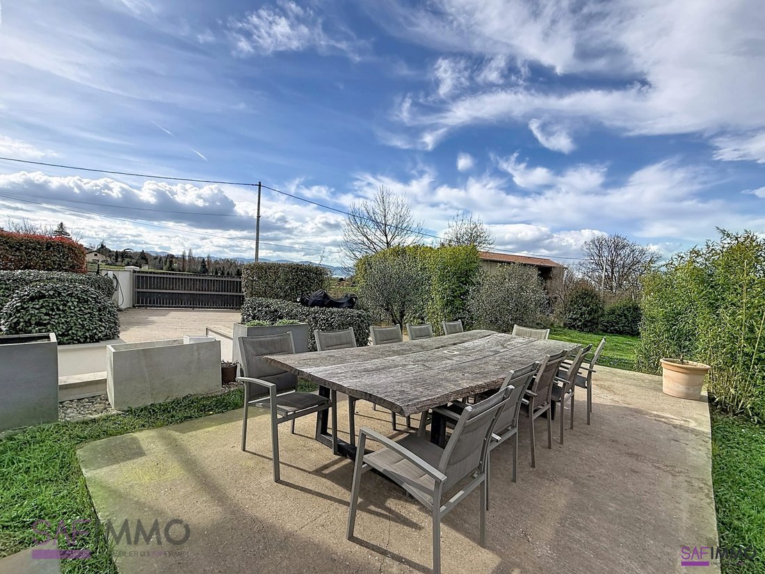 Villa in Chaponost, Auvergne-Rhône-Alpes, France 4 - 17439921