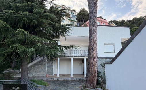 Villa in Laigueglia, Liguria, Italy 1