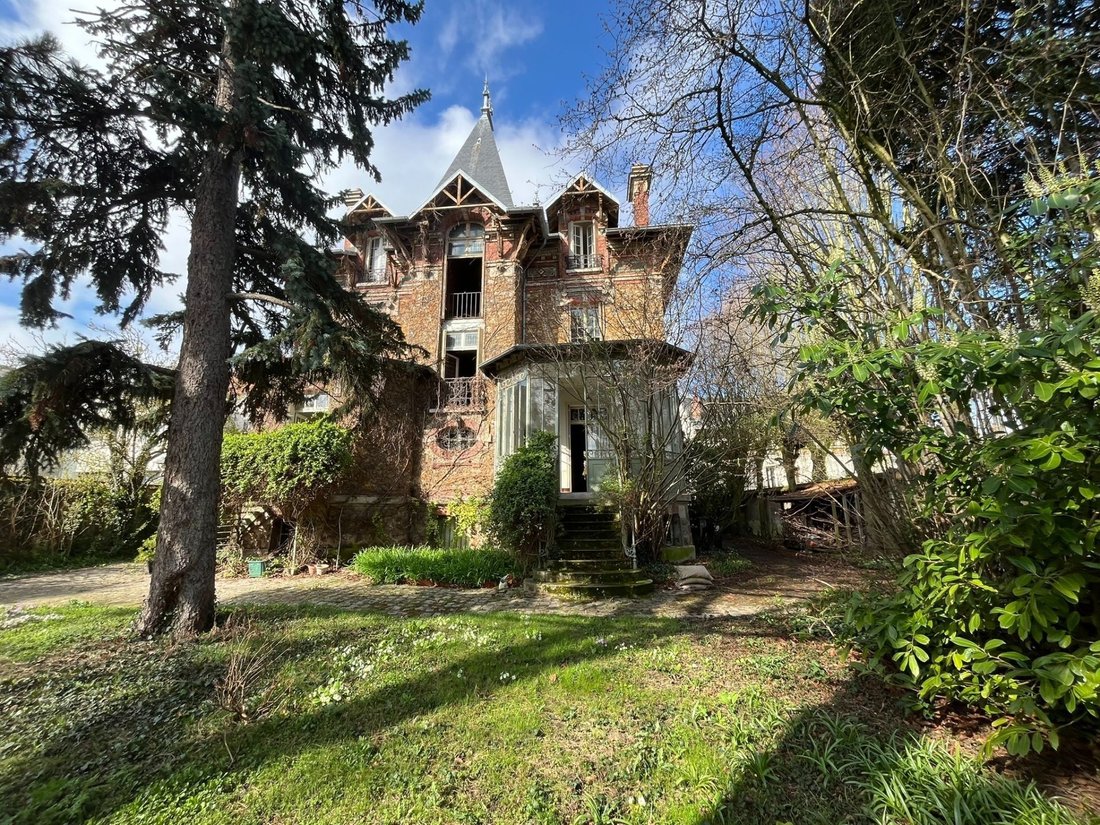 House in Meaux, Ile-de-France, France 2 - 17438397