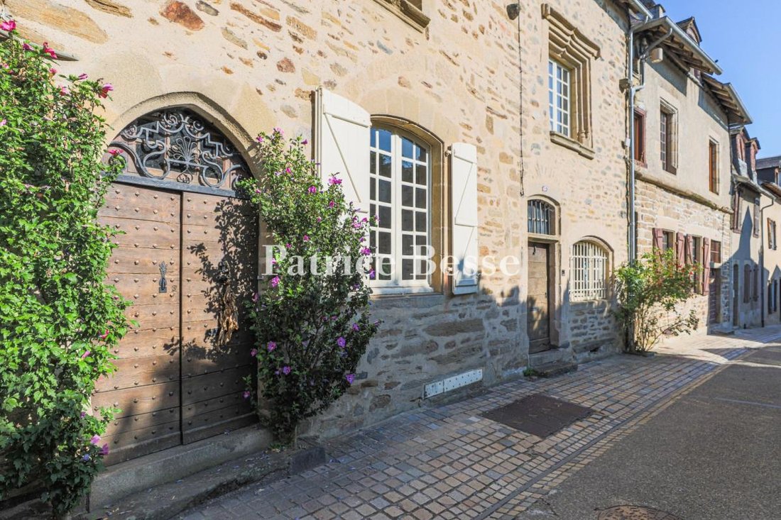 House in Uzerche, Nouvelle-Aquitaine, France 1 - 14783816