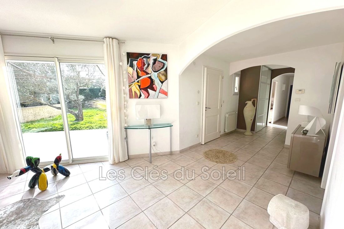Villa in Garéoult, Provence-Alpes-Côte d'Azur, France 5 - 17436059
