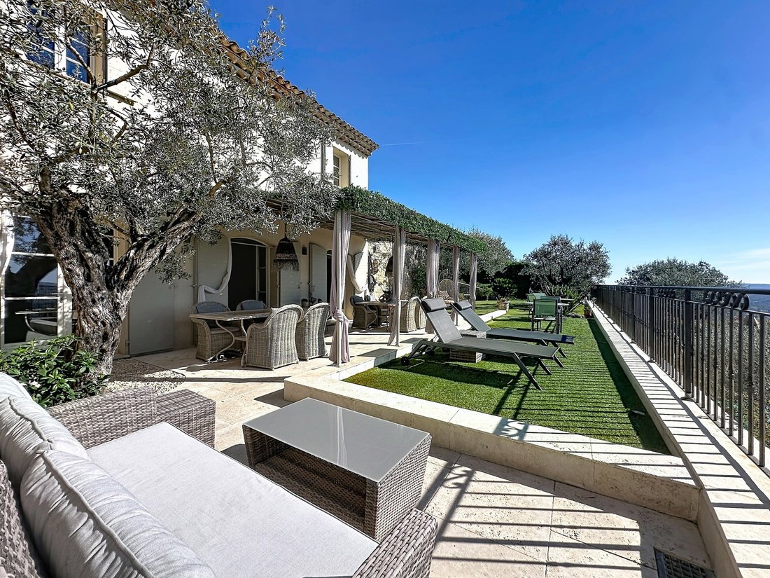 House in Fayence, Provence-Alpes-Côte d'Azur, France 2 - 17436812