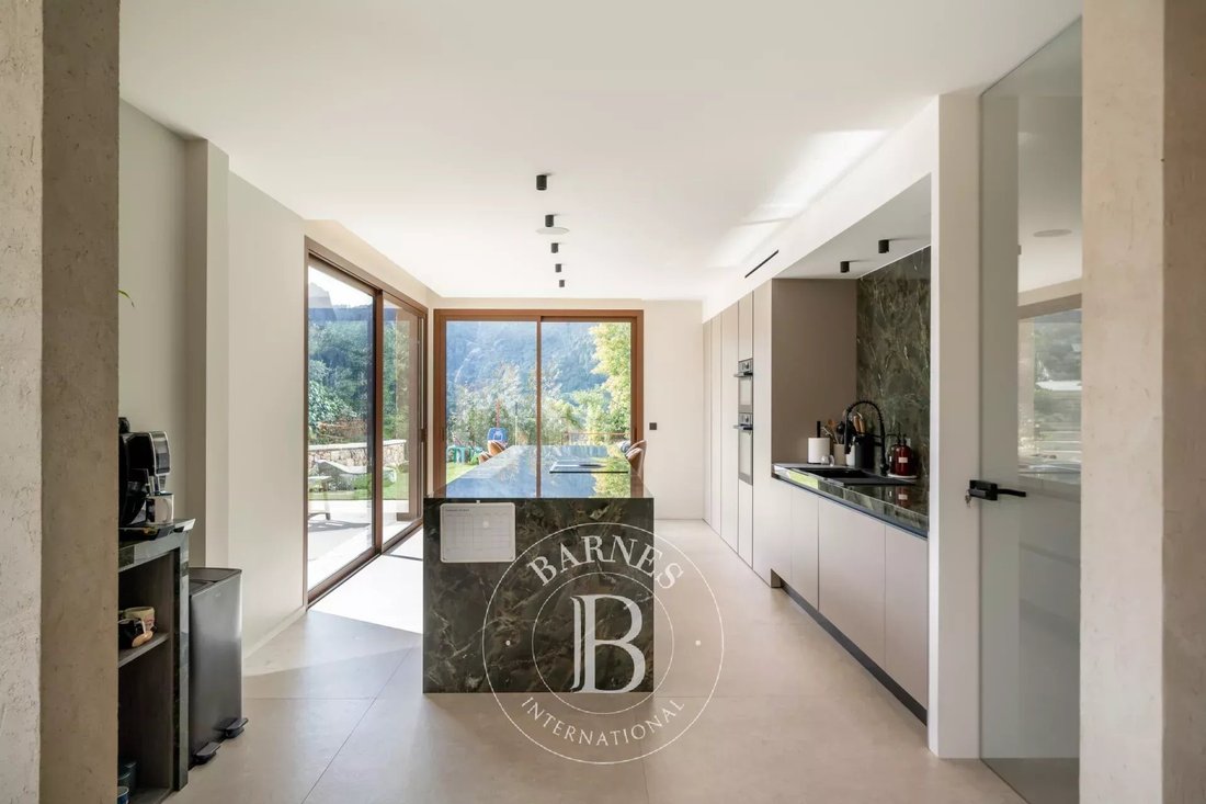 Villa in Exterieurs, Frejus, France 4 - 17436272