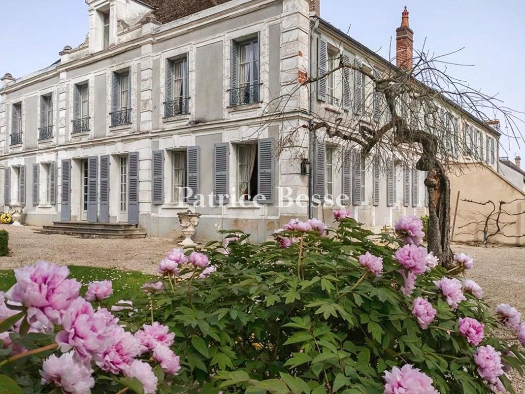 House in Auxerre, Bourgogne – Franche-Comté, France 1 - 13634011