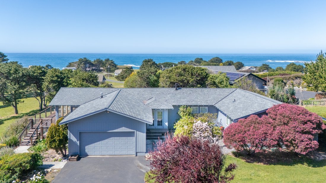 House in Mendocino, California, United States 1 - 17435997