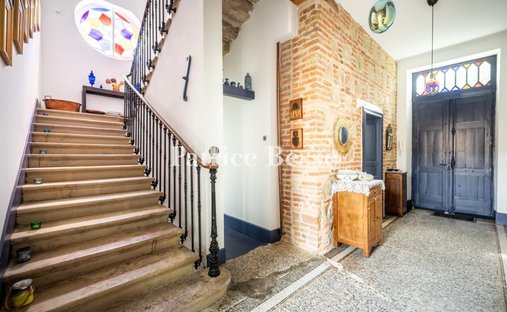 House in Giroussens, Occitania, France 1