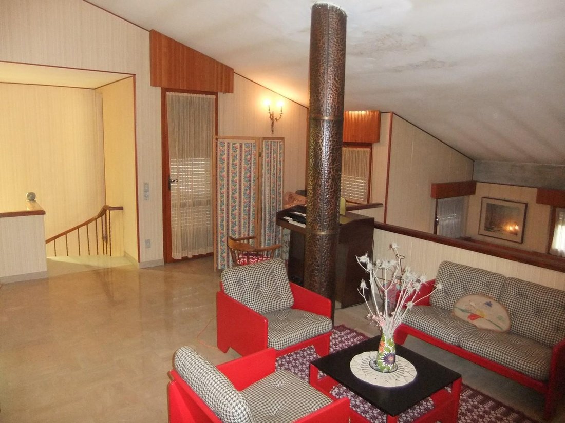 Villa in Seravezza, Tuscany, Italy 3 - 17438526