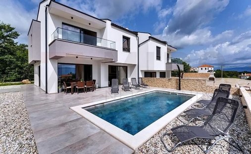 House in Vrbnik, Primorje-Gorski Kotar County, Croatia 1