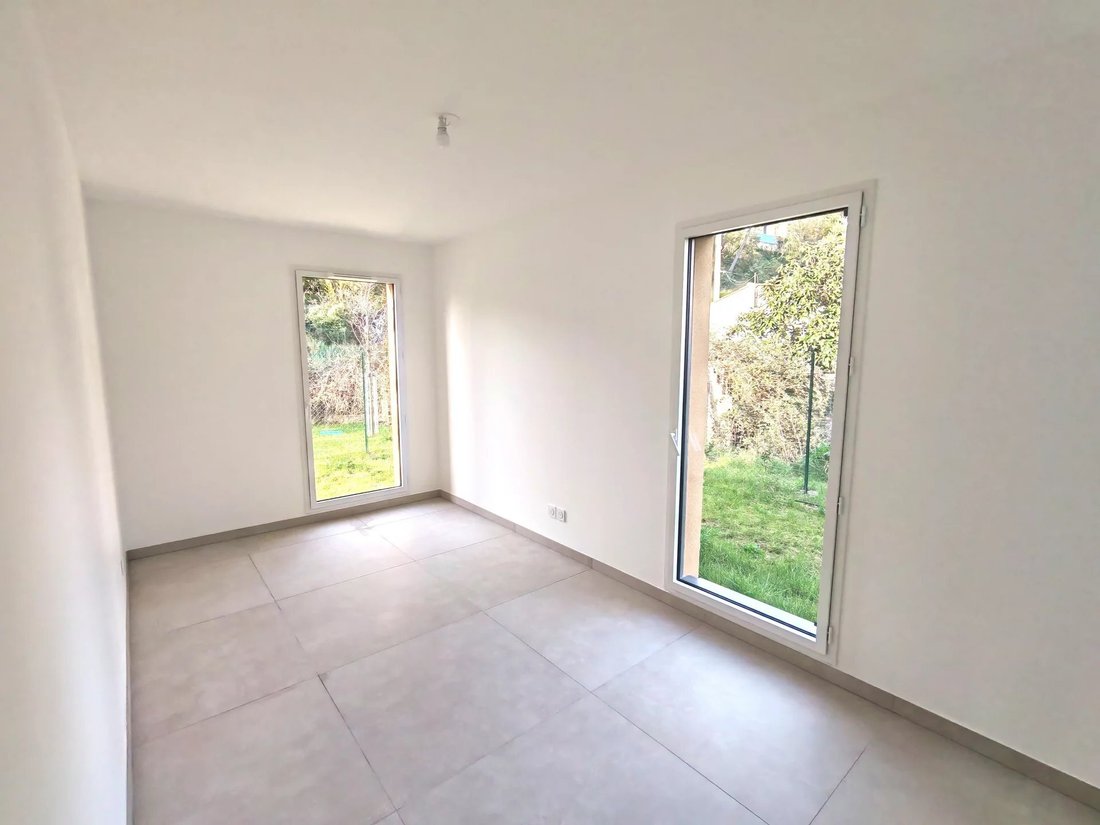 Apartment in Est-Repentance-Les Trois Bons Dieux, Aix-en-Provence, France 5 - 17436125