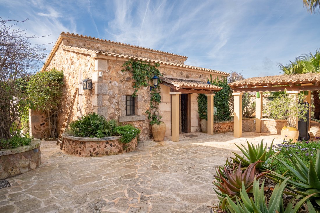 Finca in Santanyi, Balearic Islands, Spain 3 - 17309395