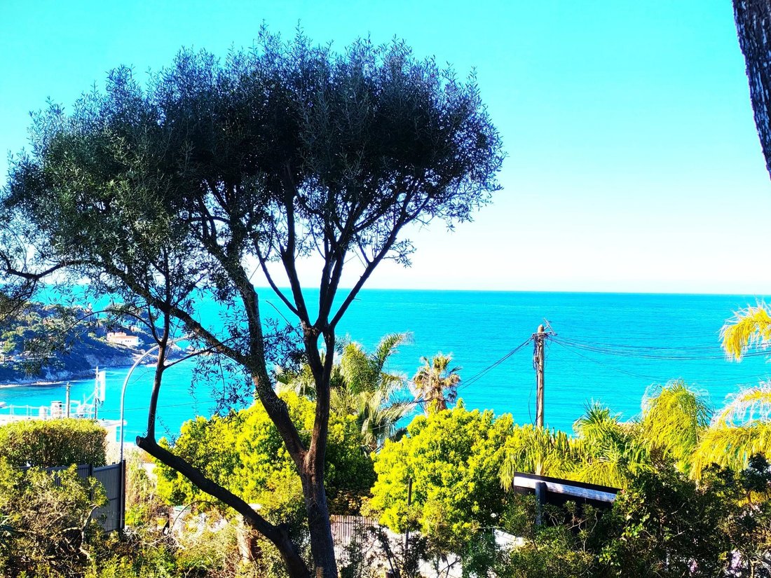 Apartment in Beaucours-La Gorguette-La Morvenede, Sanary-sur-Mer, France 1 - 17436118