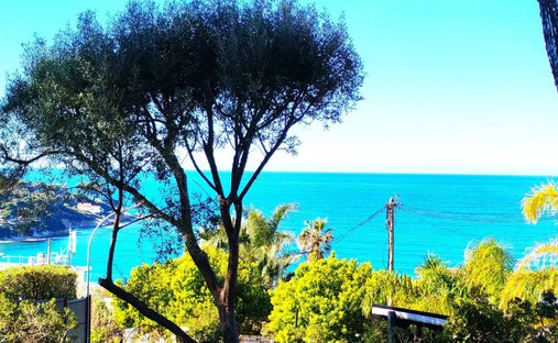 Apartment in Beaucours-La Gorguette-La Morvenede, Sanary-sur-Mer, France 1