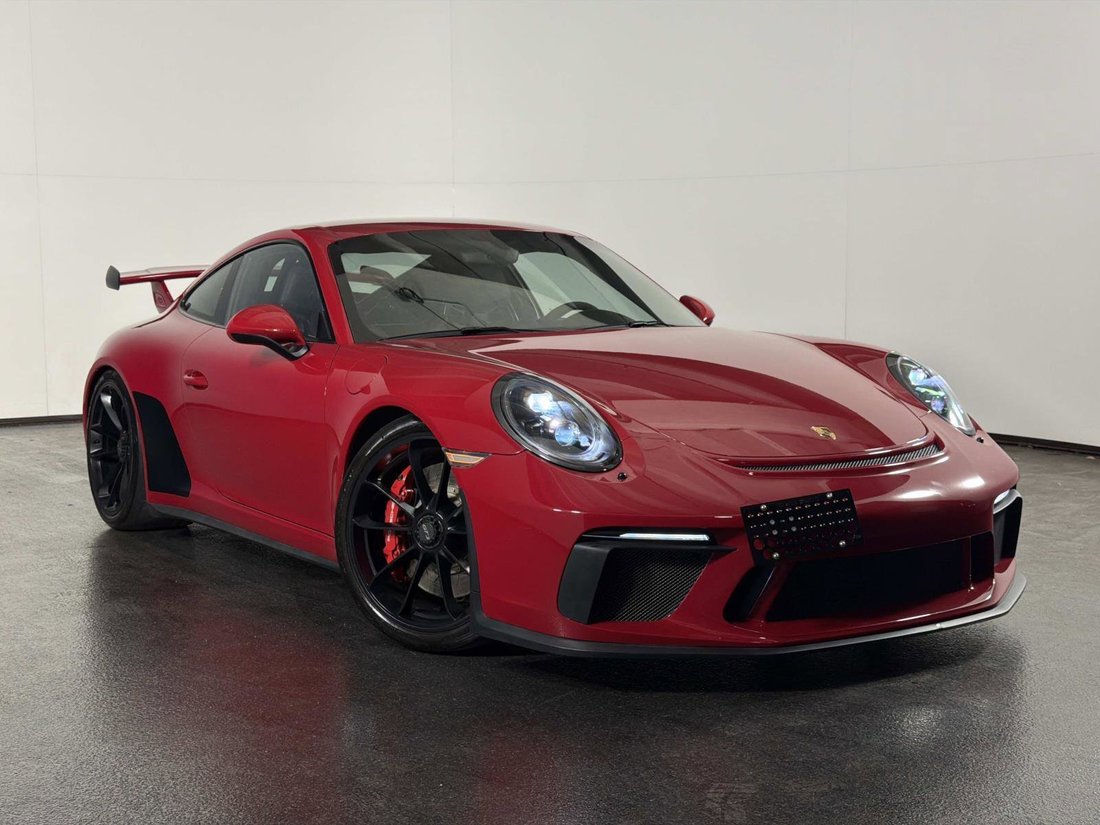Coupe in Pompano Beach, FL, United States 1 - 17397975