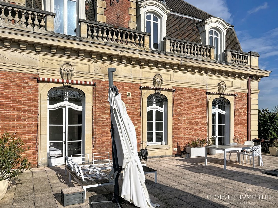 Apartment in Compiegne, Hauts-de-France, France 1 - 17439853