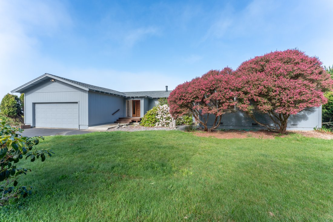 House in Mendocino, California, United States 5 - 17435997