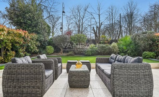 Apartment in Porte Dauphine, Paris 16e Arrondissement, Paris 1