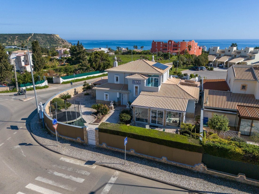 Villa in Praia da Luz, Algarve, Portugal 2 - 17437716