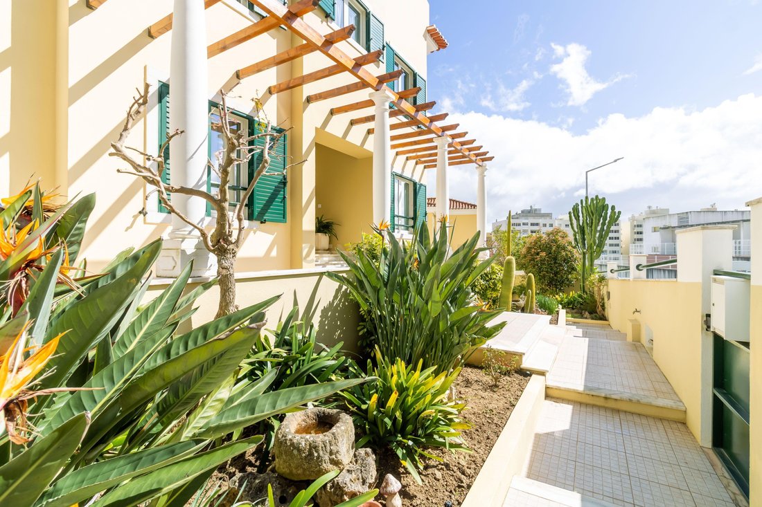 Villa in Povoa de Santa Iria e Forte da Casa, Lisbon, Portugal 2 - 17439011