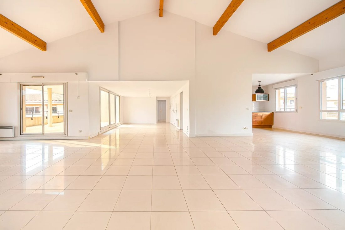 Apartment in Mazarin-Opéra-Bellegarde-Mairie, Aix-en-Provence, France 2 - 16707291