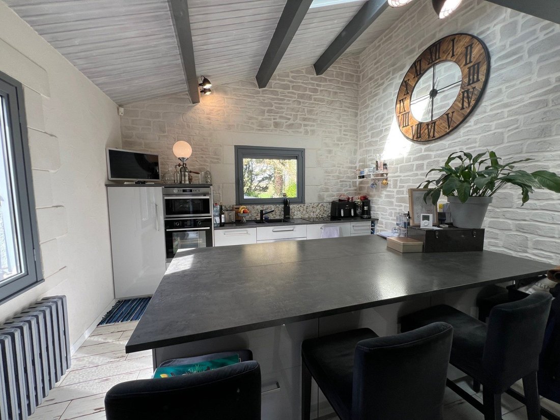 House in Saint-Benoist-sur-Mer, Pays de la Loire, France 3 - 17439884