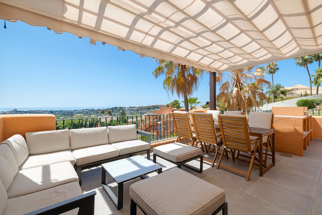 Apartment in Puerto Banus, Marbella, Spain 4 - 17025536