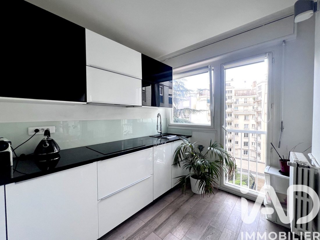 Apartment in Gros Caillou, Paris 7e Arrondissement, Paris 5 - 17437527
