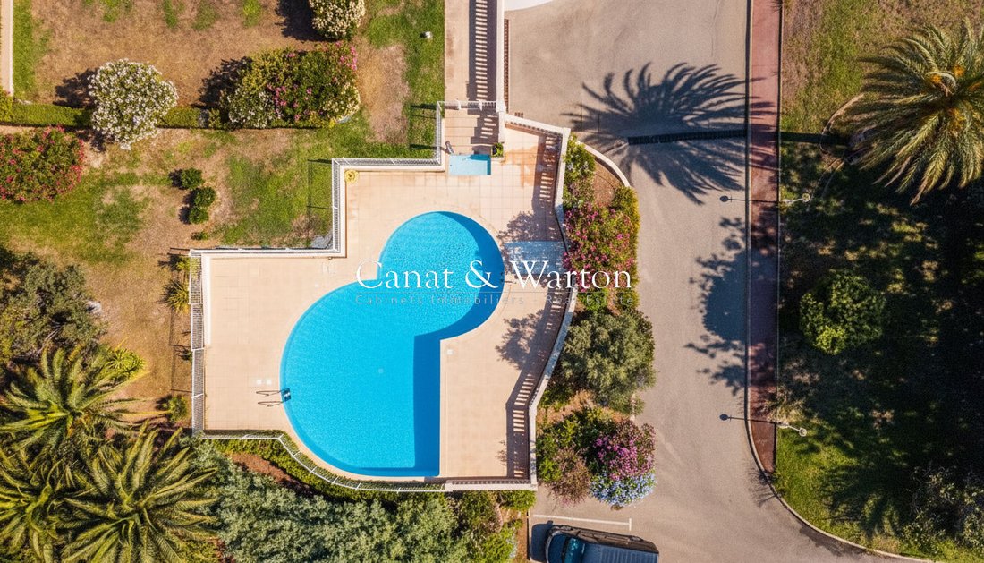 Appartement à Saint-Raphaël, Provence-Alpes-Côte d'Azur, France 3 - 17438977