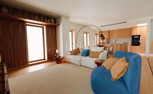Apartment in Cedofeita, Santo Ildefonso, Se, Miragaia, Sao Nicolau e Vitoria, Porto District, Portugal 1