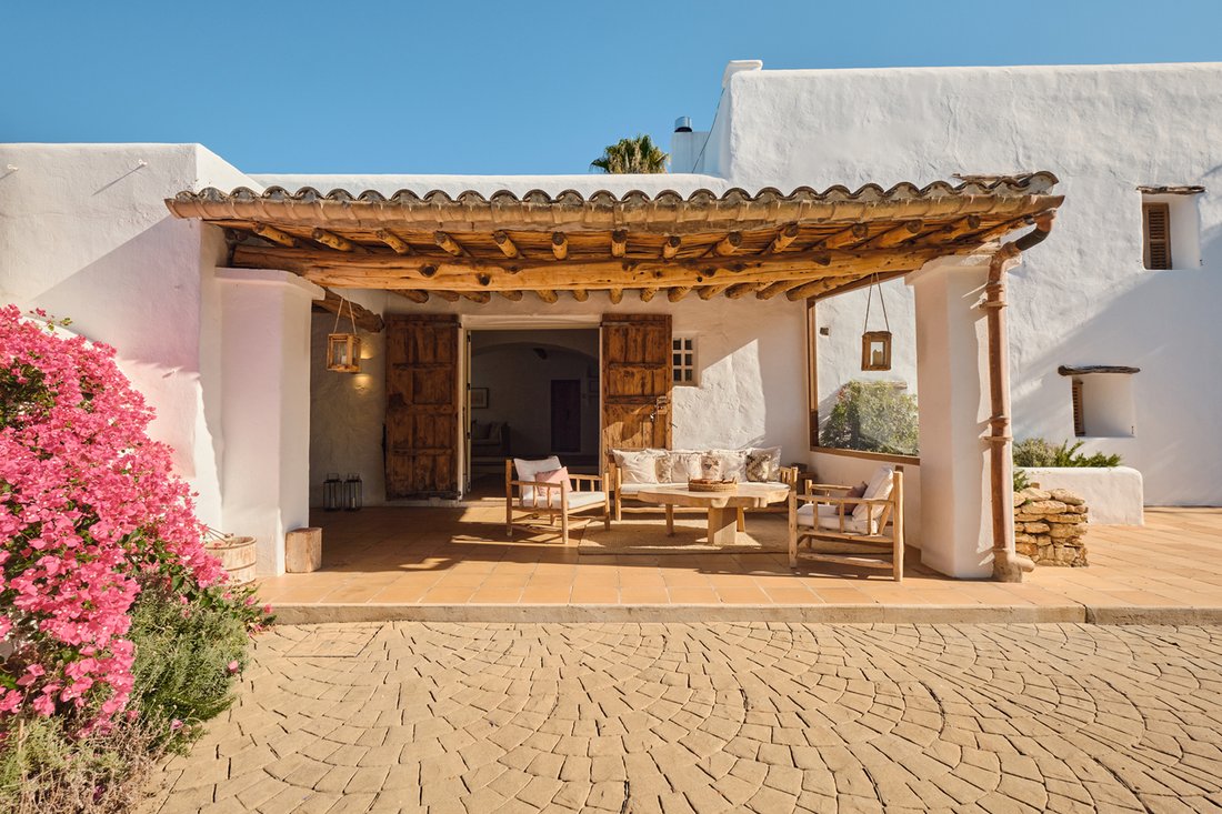 Finca in Sant Antoni de Portmany, Balearic Islands, Spain 1 - 14780594